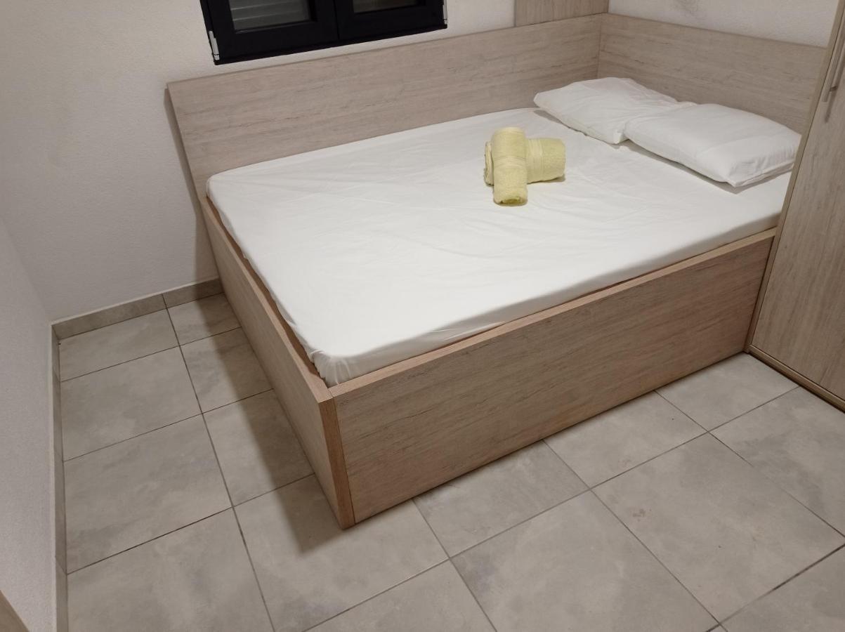 Apartment Nikos & Patras Nea Plagia